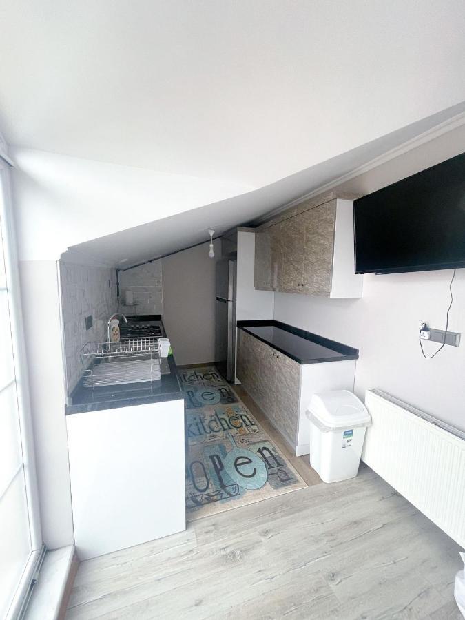 Super Value Apartment Istanbul Bagian luar foto